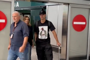 九游体育官网-他终于来了！记者：恩里克已到达米兰接受国米体检